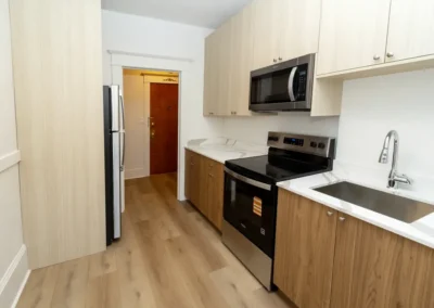 Del Roy Apartments Kitchen - Seattle, WA