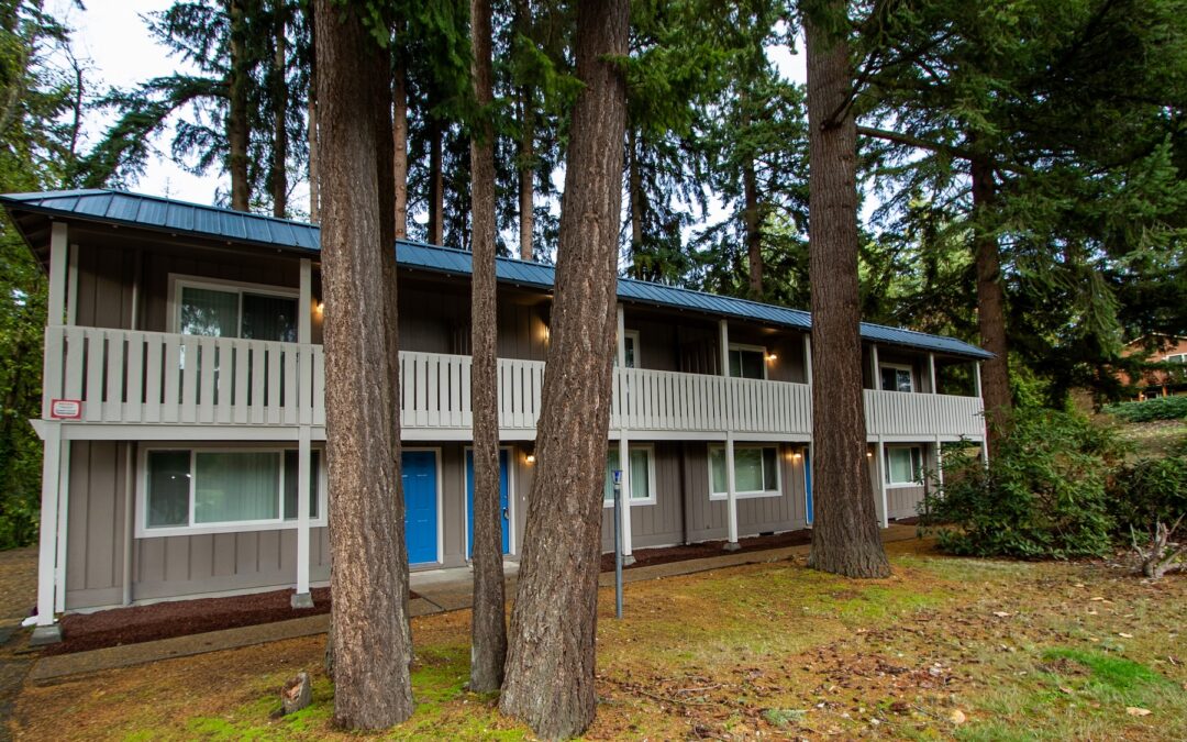 4-Plex: Interior and Exterior Remodel, Puyallup, WA